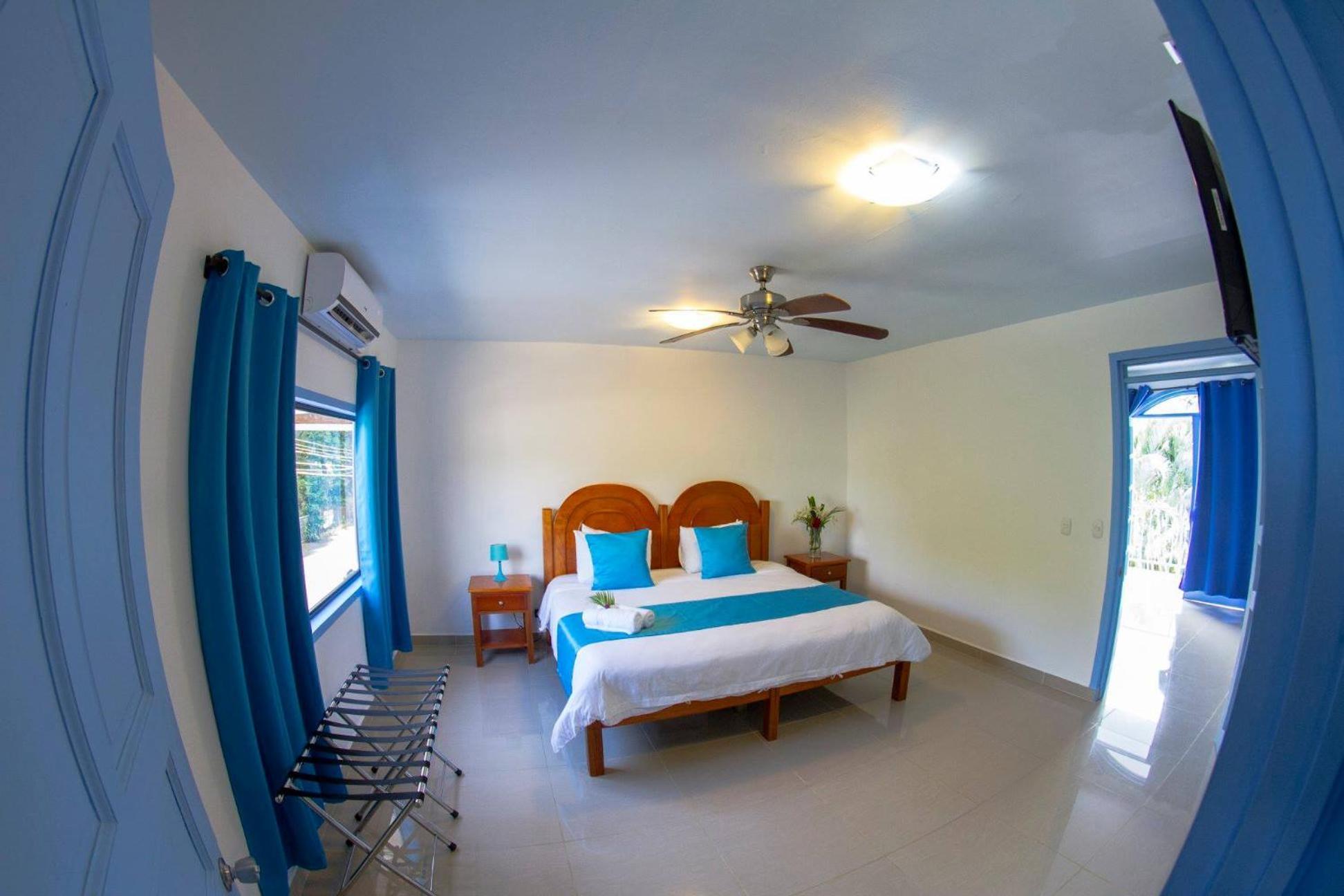 Ibiza Boutique 3*
